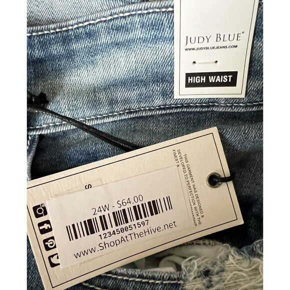 Judy Blue Medium Wash Button Fly High Waist Boyfriend Jeans Plus Size 24W NWT - Picture 3 of 7